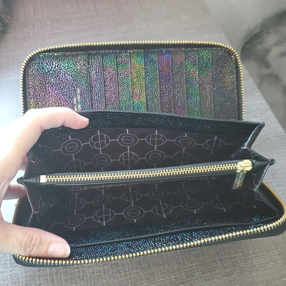 Henri Bendel Petrol Continental Wallet - Picture 6 of 7